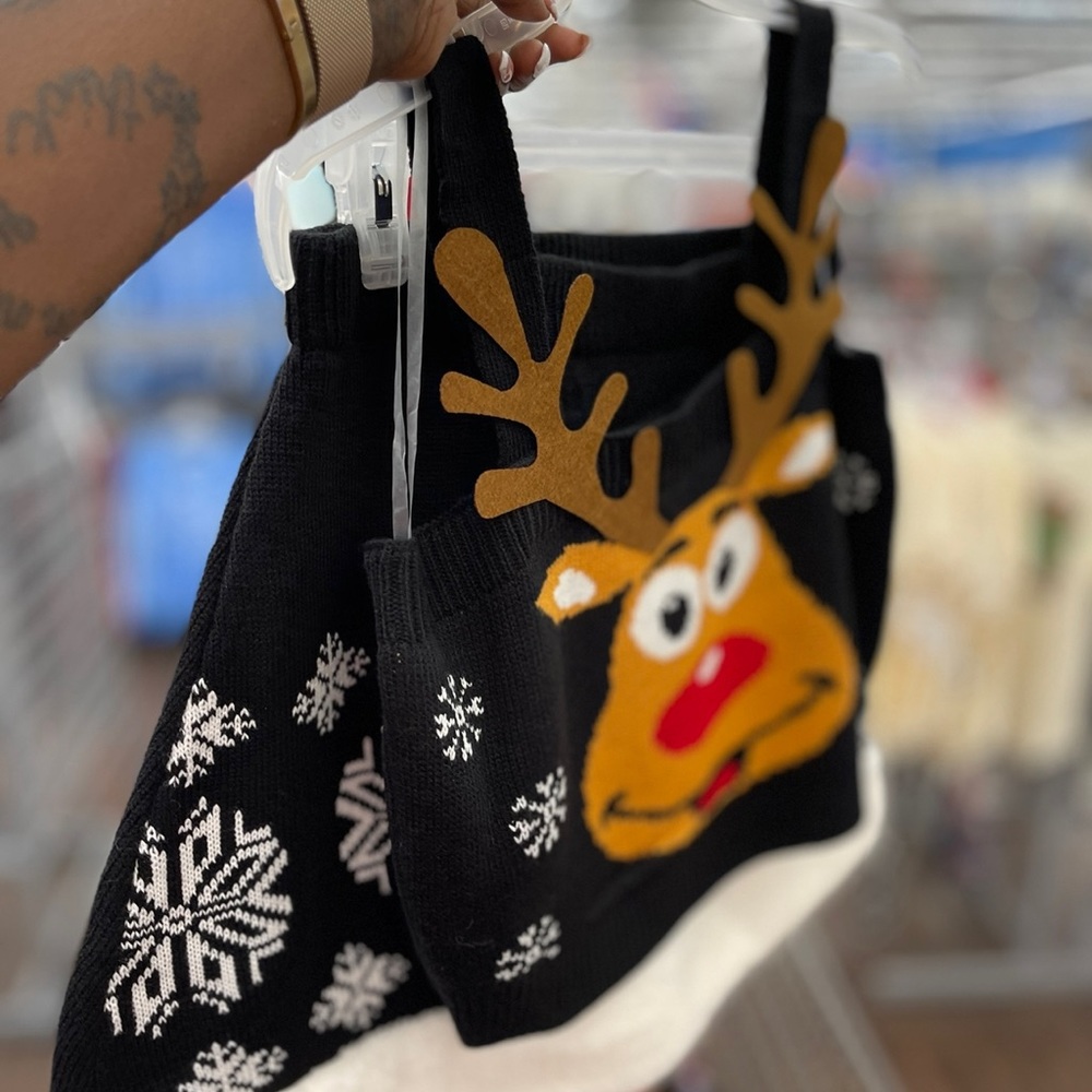 Women’s Christmas reindeer shirt set